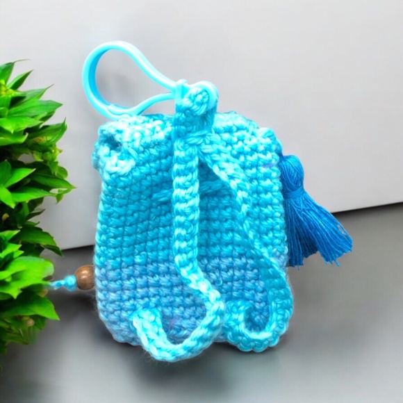 Handmade Crochet Mini Bag Keychain – Blue Colorblock, with Heart Button & Tassel - Picture 6 of 15